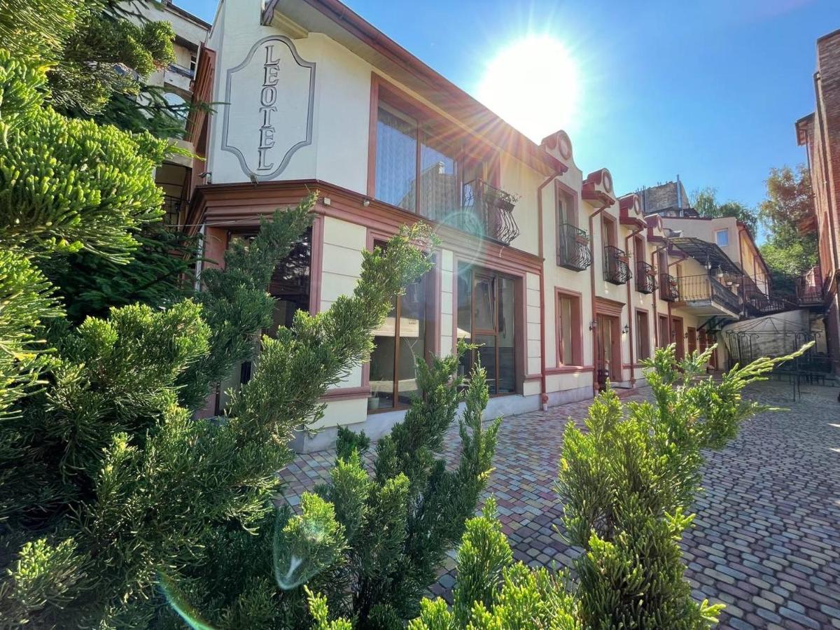 Hotel Leotel Lviv Kültér fotó